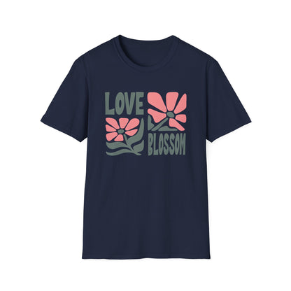Love Blossom - Boho Flower T-Shirt