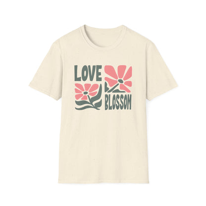 Love Blossom - Boho Flower T-Shirt
