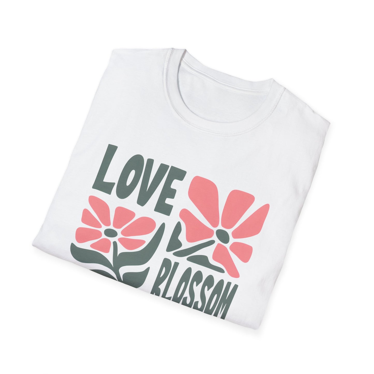 Love Blossom - Boho Flower T-Shirt